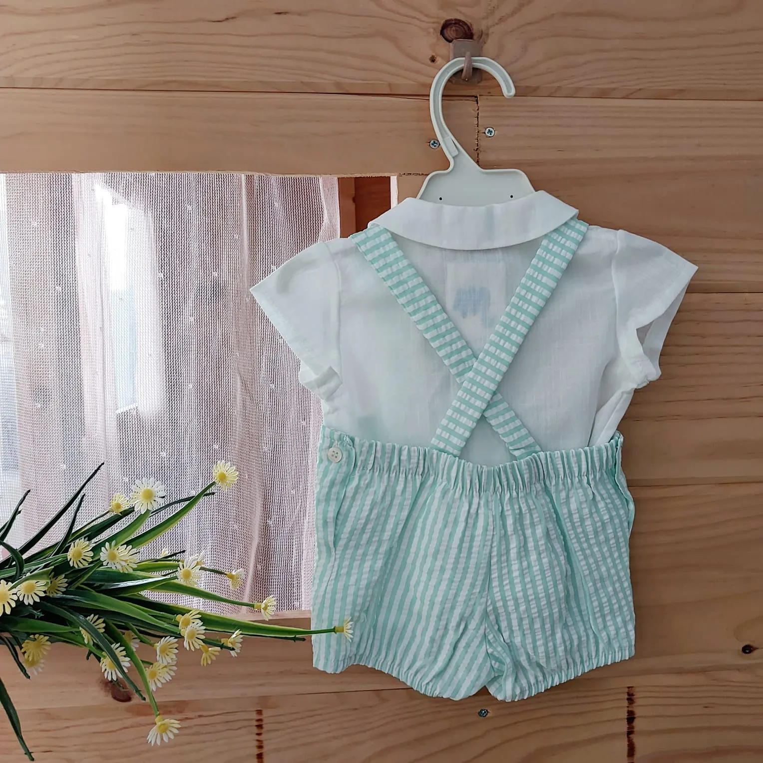 Conjunto Ranita con Tirantes Verde Agua Mac Ilusion Verano 2025. Conjunto dos piezas formado por camisa y ranita.